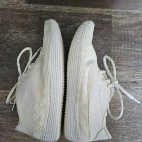 Nike Solarsoft White Lightweight Comfort Lace Sneakers 728857 Men 11 EU 45 Rare - Picture 8 of 16